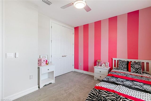 202 Spring Hill Lake LOOP, Cape Coral, FL 33993