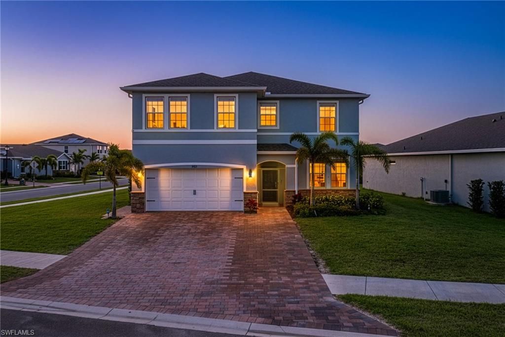 202 Spring Hill Lake LOOP, Cape Coral, FL 33993