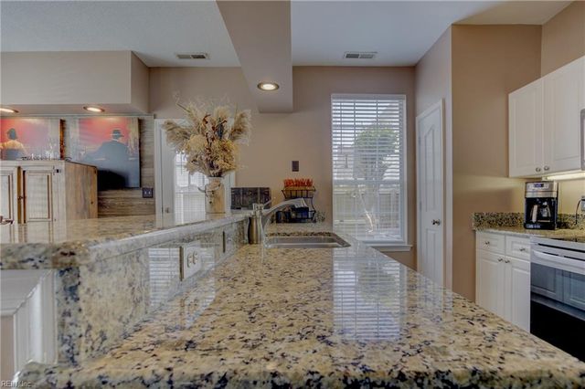 1808 Kensal Green DR, Virginia Beach, VA 23456