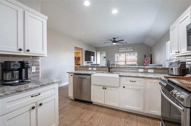 6722 Poplar Bend Lane, Dickinson, TX 77539