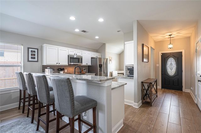 6722 Poplar Bend Lane, Dickinson, TX 77539