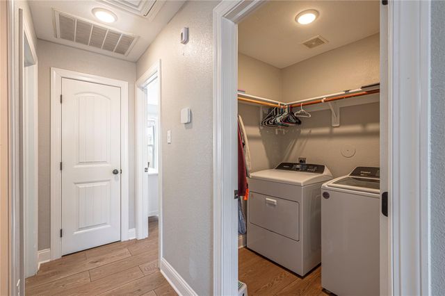 6722 Poplar Bend Lane, Dickinson, TX 77539