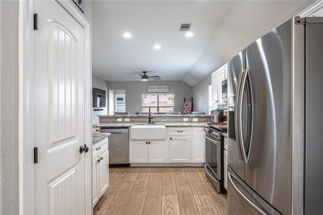 6722 Poplar Bend Lane, Dickinson, TX 77539