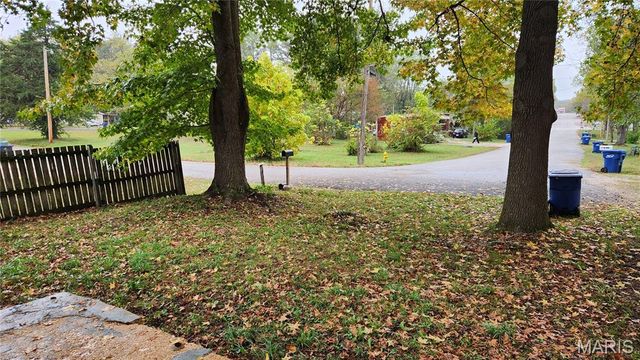 701 W Glendale Street W, Salem, MO 65560