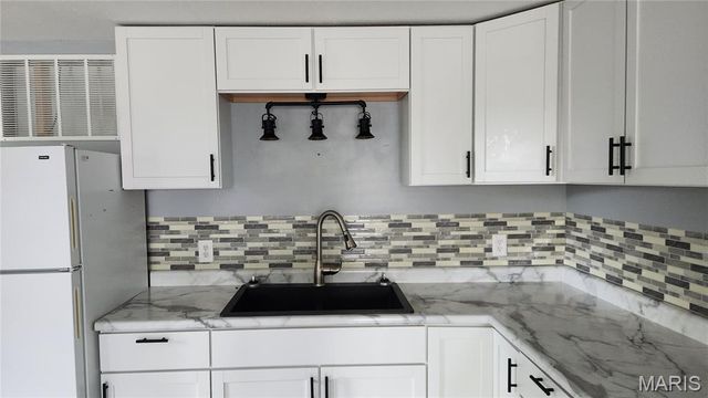 701 W Glendale Street W, Salem, MO 65560