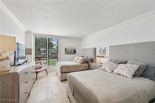 3115 Gulf Shore BLVD N 112S, Naples, FL 34103