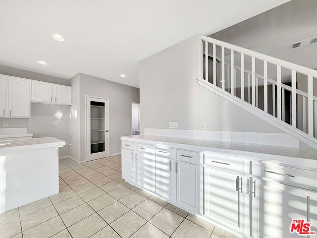 2423 Carolyn Drive, Palmdale, CA 93551