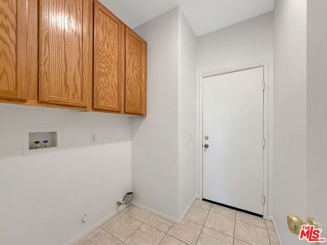 2423 Carolyn Drive, Palmdale, CA 93551