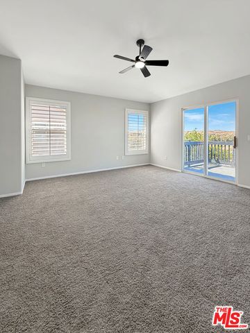 2423 Carolyn Drive, Palmdale, CA 93551