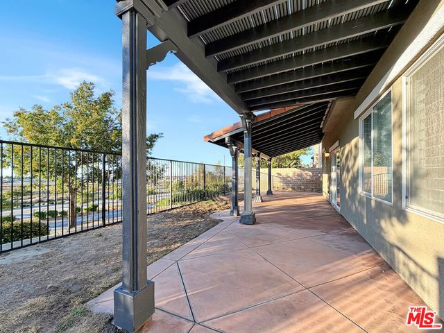 2423 Carolyn Drive, Palmdale, CA 93551