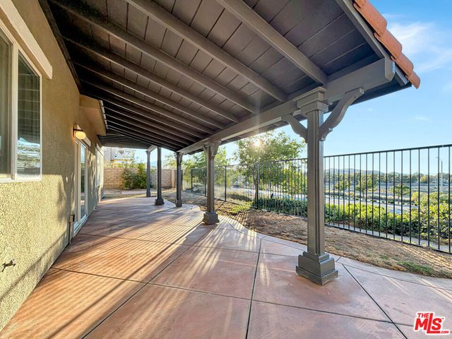 2423 Carolyn Drive, Palmdale, CA 93551