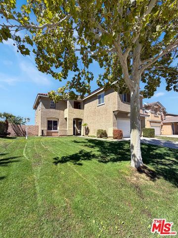 2423 Carolyn Drive, Palmdale, CA 93551