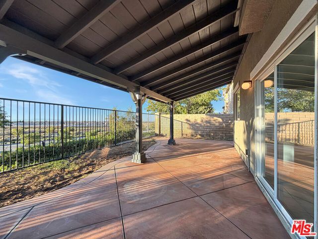 2423 Carolyn Drive, Palmdale, CA 93551