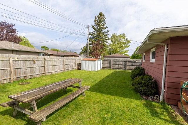 3410 S 10th PLACE, Sheboygan, WI 53081