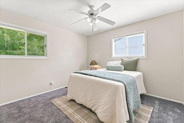213 WENDOVER Drive, Council Bluffs, IA 51503