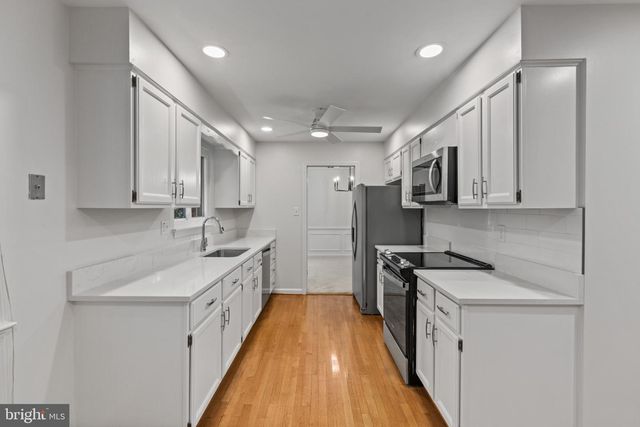 6117 HARMON PL, Springfield, VA 22152