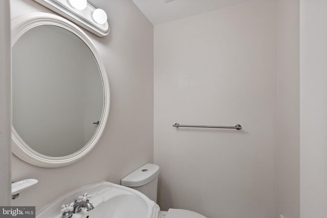 6117 HARMON PL, Springfield, VA 22152