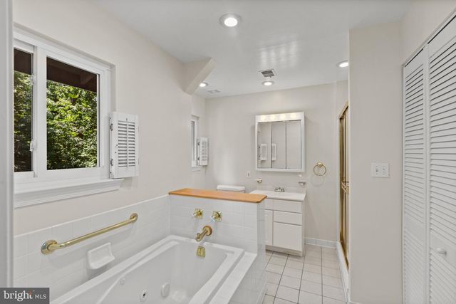 6117 HARMON PL, Springfield, VA 22152