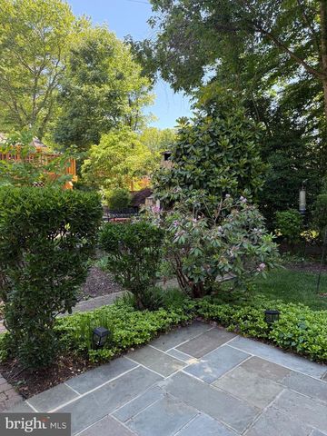 6117 HARMON PL, Springfield, VA 22152