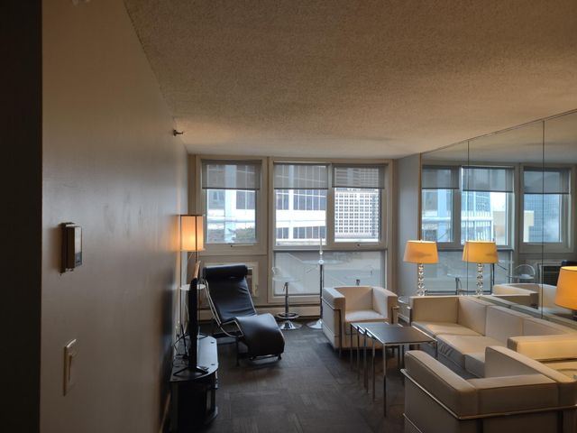 433 S 7th Street 1603, Minneapolis, MN 55415