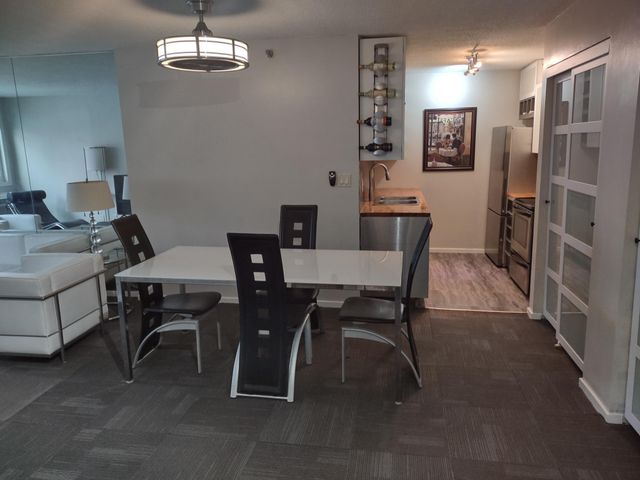433 S 7th Street 1603, Minneapolis, MN 55415