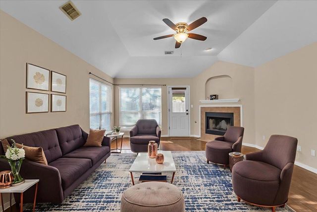 5009 Hibiscus Valley DR, Austin, TX 78739