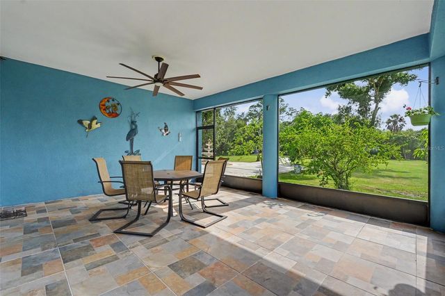 2007 61ST STREET, Sarasota, FL 34243