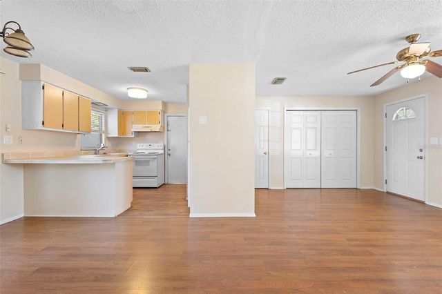 2373 FAIRGREN AVENUE, Deltona, FL 32738