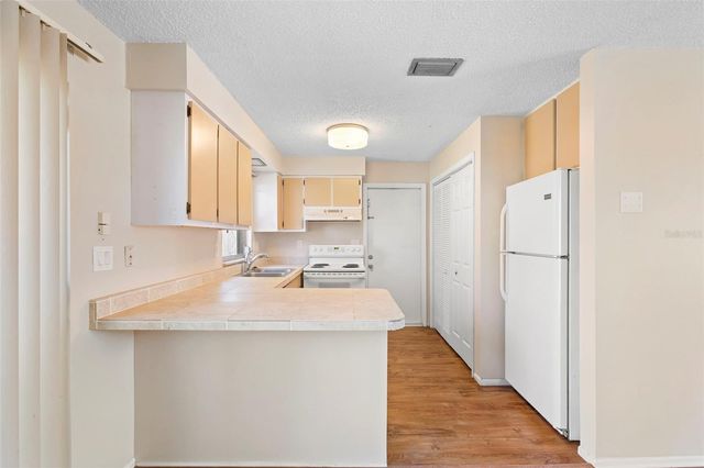 2373 FAIRGREN AVENUE, Deltona, FL 32738