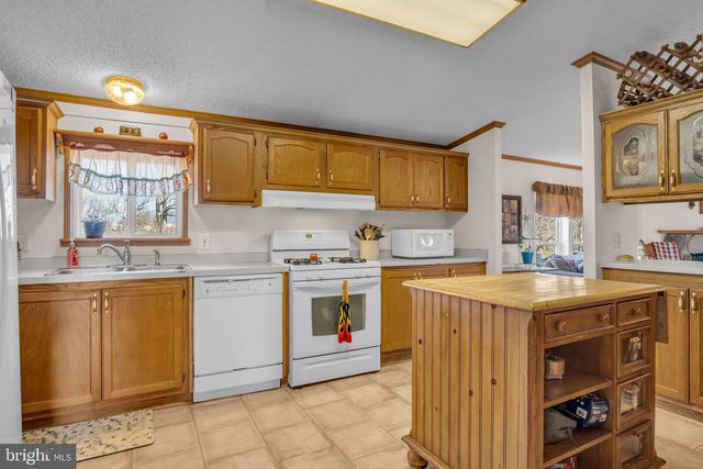 21 BUTLER LANE, Newville, PA 17241