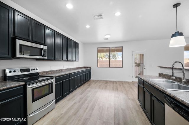 12402 N Bufflehead Drive, Marana, AZ 85653