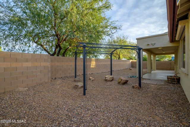 12402 N Bufflehead Drive, Marana, AZ 85653