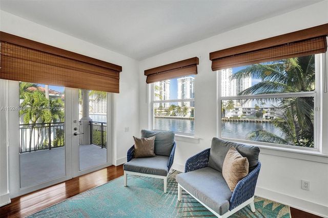 1575 Windjammer Way, Hollywood, FL 33019