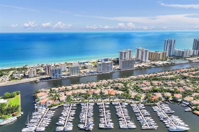 1575 Windjammer Way, Hollywood, FL 33019