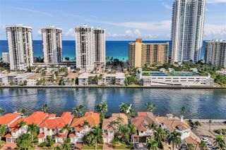 1575 Windjammer Way, Hollywood, FL 33019