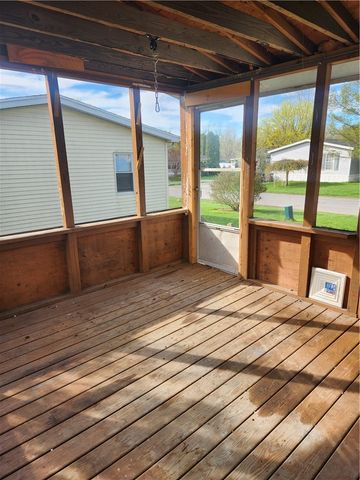 211 Spring Run, Manchester, NY 14432