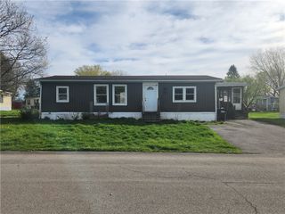 211 Spring Run, Manchester, NY 14432