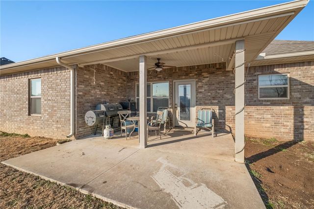 603 Chamberlain Road, Prairie Grove, AR 72753