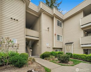 28311 S 18th Avenue S #A304, Federal Way, WA 98003