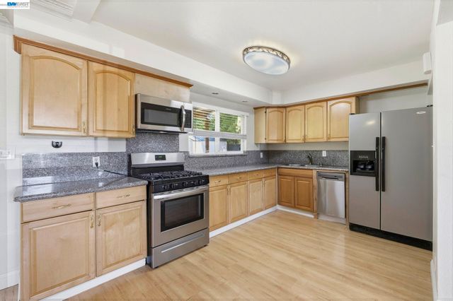 2943 Richard Ave, Concord, CA 94520