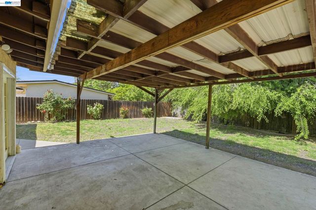 2943 Richard Ave, Concord, CA 94520