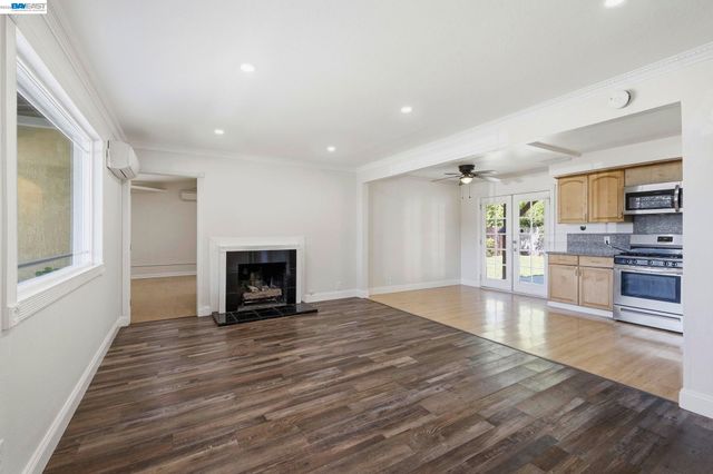 2943 Richard Ave, Concord, CA 94520