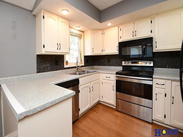 1840 Montclair Drive, Lincoln, NE 68521