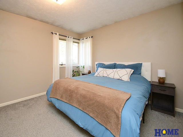 1840 Montclair Drive, Lincoln, NE 68521