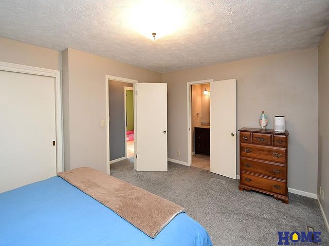 1840 Montclair Drive, Lincoln, NE 68521