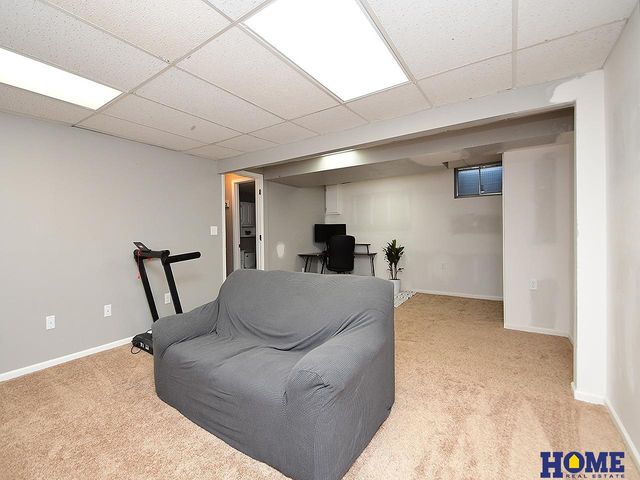 1840 Montclair Drive, Lincoln, NE 68521