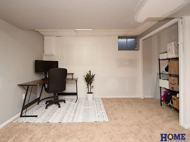 1840 Montclair Drive, Lincoln, NE 68521