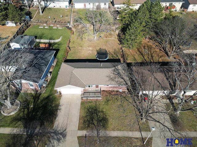 1840 Montclair Drive, Lincoln, NE 68521