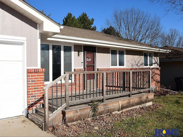 1840 Montclair Drive, Lincoln, NE 68521