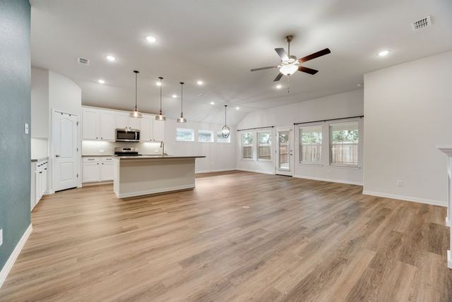 2819 Willow Lane, Melissa, TX 75454